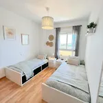Bright With Terrace, Pool And Torremolinos