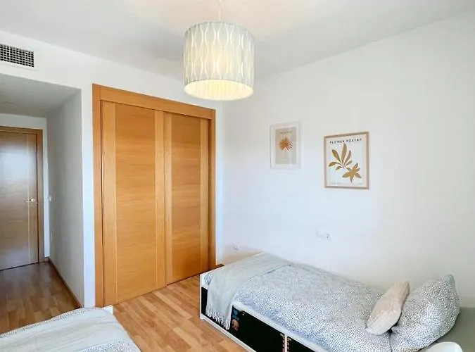 Bright With Terrace, Pool And Торремолинос