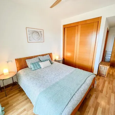 Bright With Terrace, Pool And Апартаменты *