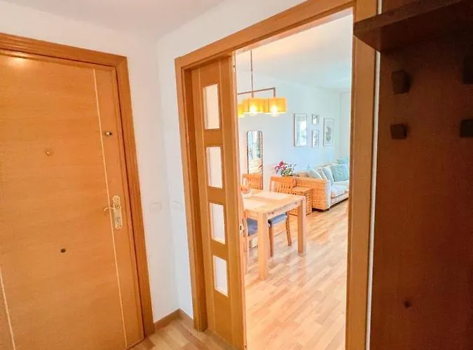 Apartment Bright With Terrace, Pool And Torremolinos