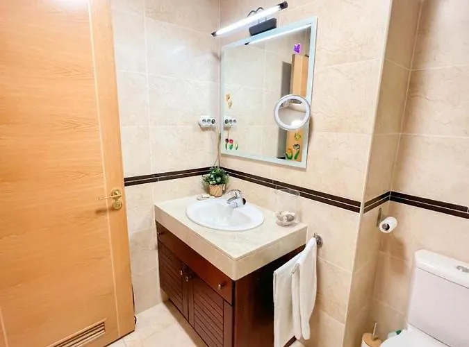 Bright With Terrace, Pool And Apartment *