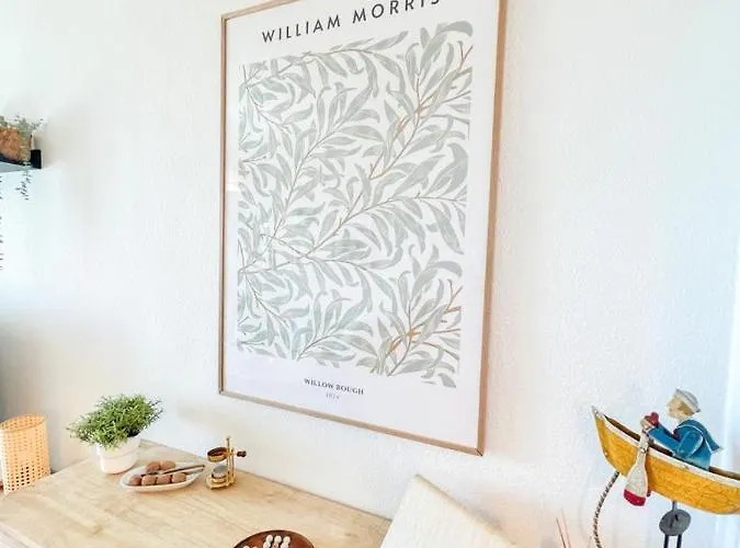 Apartment Bright With Terrace, Pool And Torremolinos