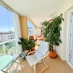 Bright With Terrace, Pool And Daire Torremolinos
