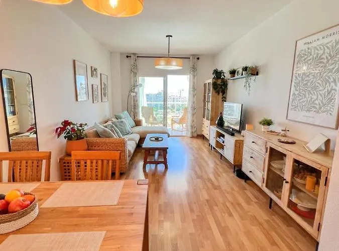 Apartamento Bright With Terrace, Pool And