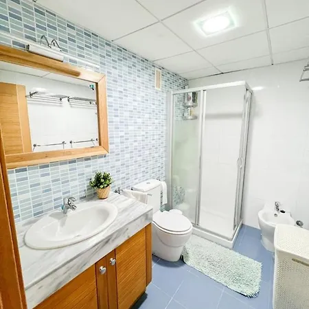 Apartment Bright With Terrace, Pool And Torremolinos